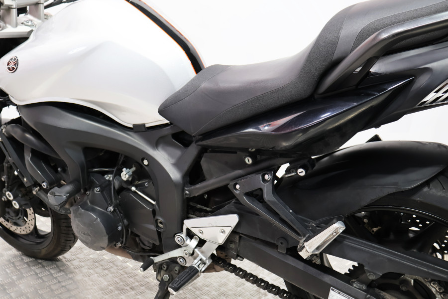 Imagen 14 de Yamaha FZ6 N Gasolina 98 CV