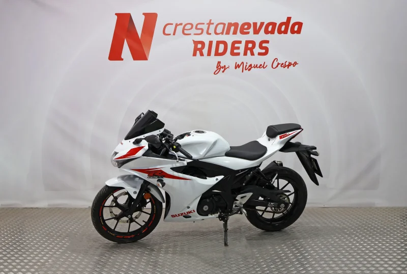 Imagen de Suzuki GSX R 125