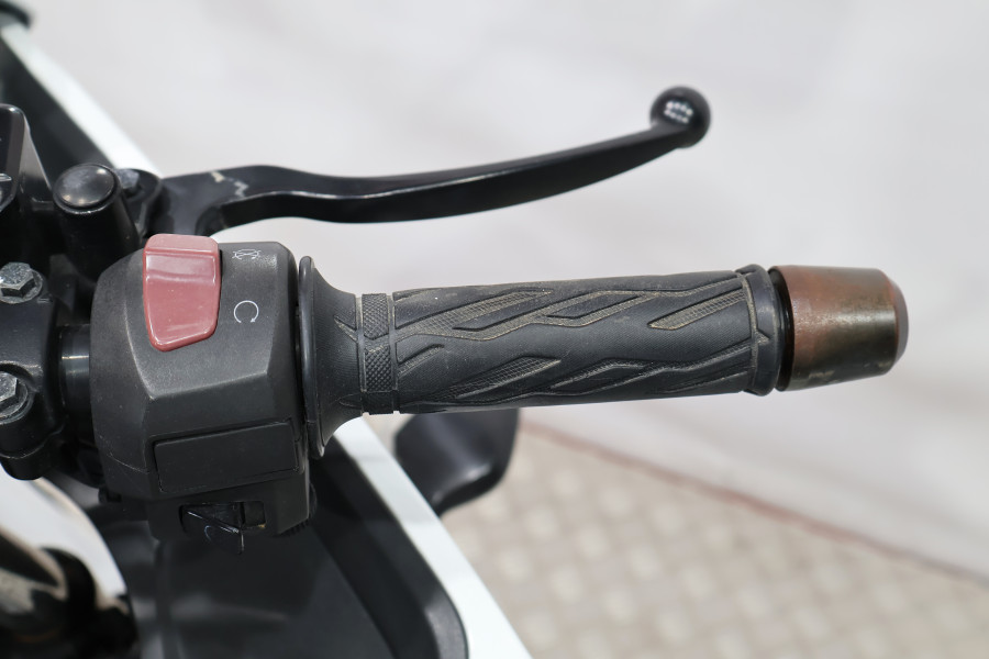 Imagen 9 de Suzuki GSX R 125 Gasolina 15 CV