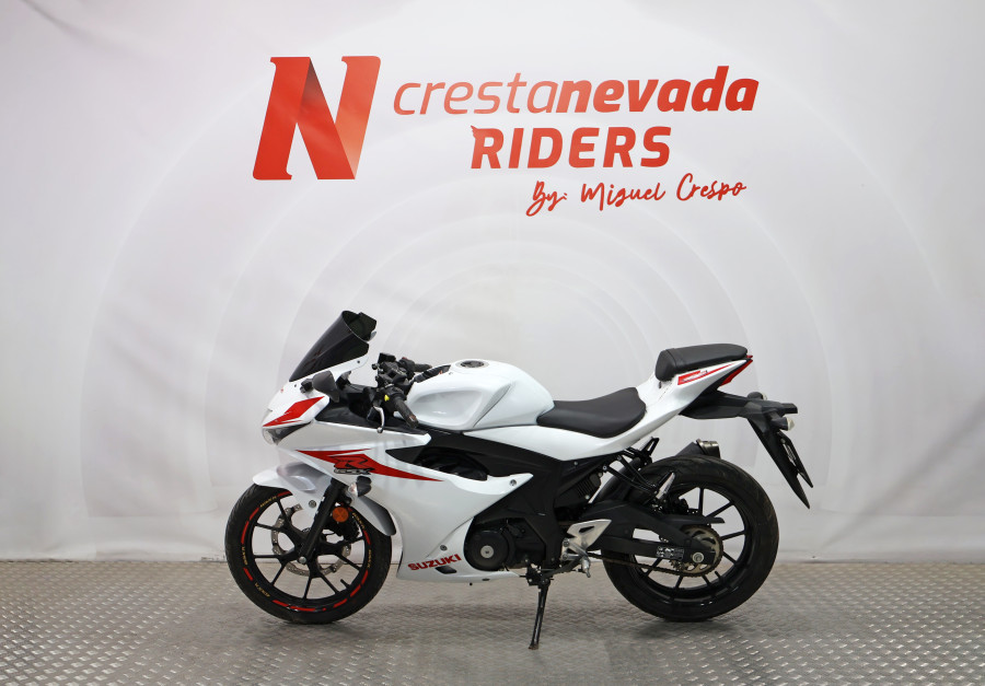 Imagen 3 de Suzuki GSX R 125 Gasolina 15 CV