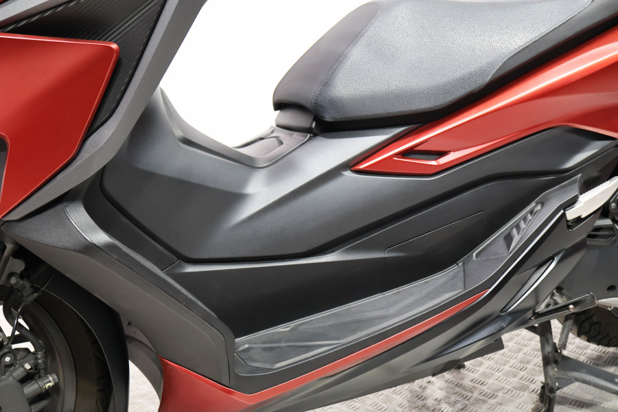 Imagen 13 de Honda FORZA 125 Gasolina 15 CV
