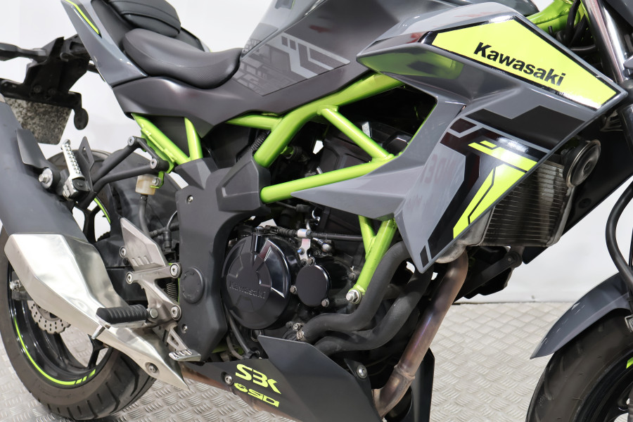 Imagen 12 de KAWASAKI Z 125 Gasolina 15 CV