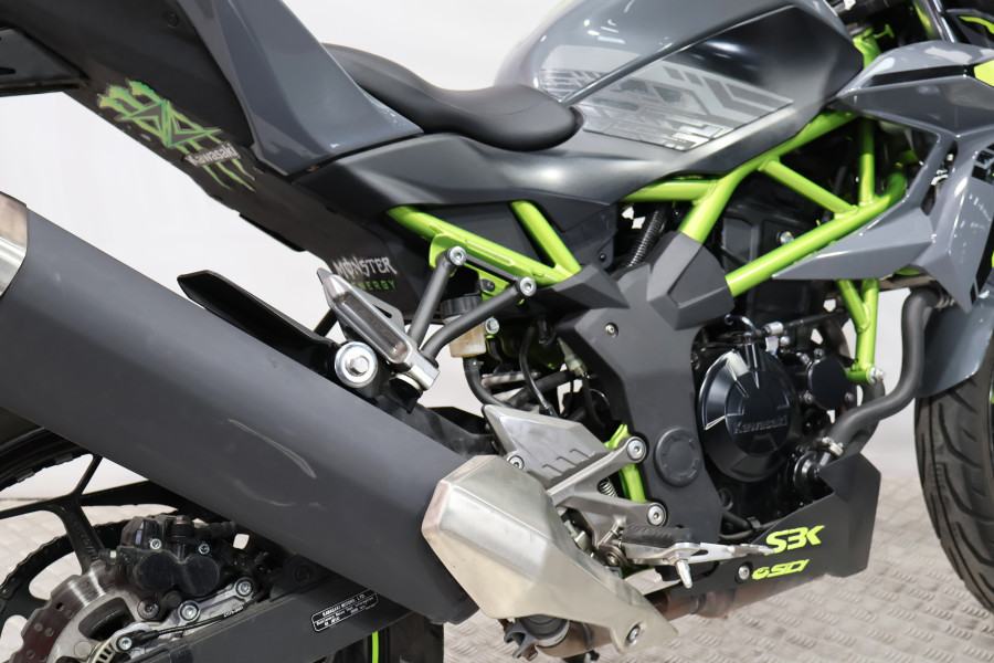 Imagen 15 de KAWASAKI Z 125 Gasolina 15 CV