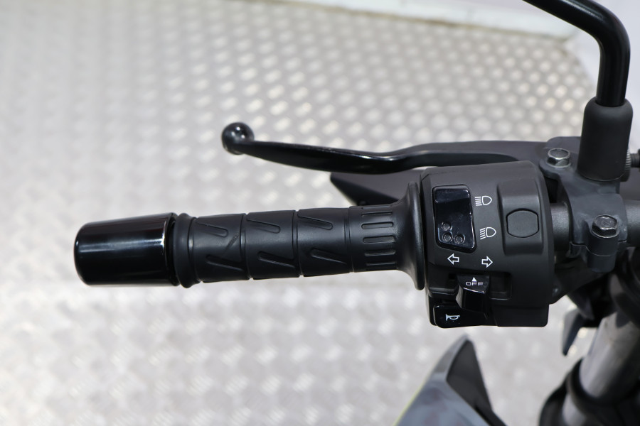 Imagen 8 de KAWASAKI Z 125 Gasolina 15 CV