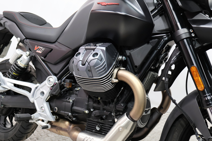 Imagen 12 de Moto Guzzi V 85 STRADA Gasolina 80 CV