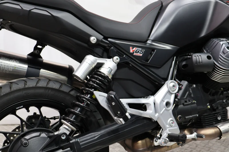 Imagen de Moto Guzzi V 85 STRADA