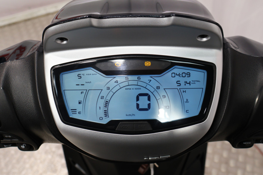 Imagen 2 de Piaggio MEDLEY 125 Gasolina 15 CV