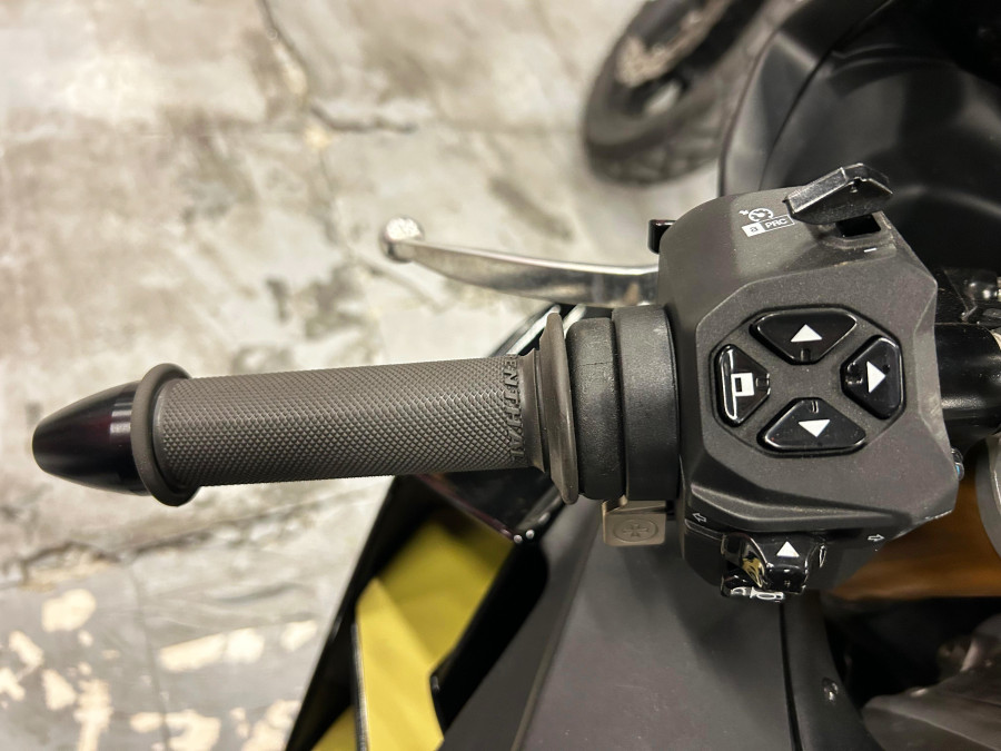 Imagen 8 de Aprilia RSV4 Factory Gasolina 218 CV