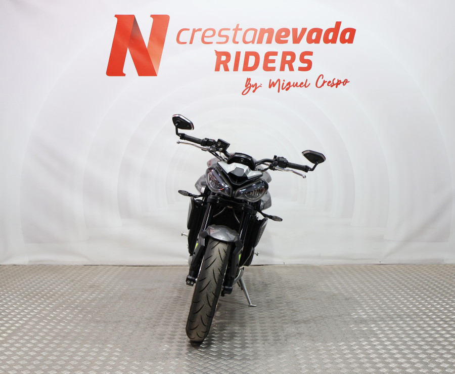 Imagen 5 de Triumph Street Triple R Gasolina 120 CV