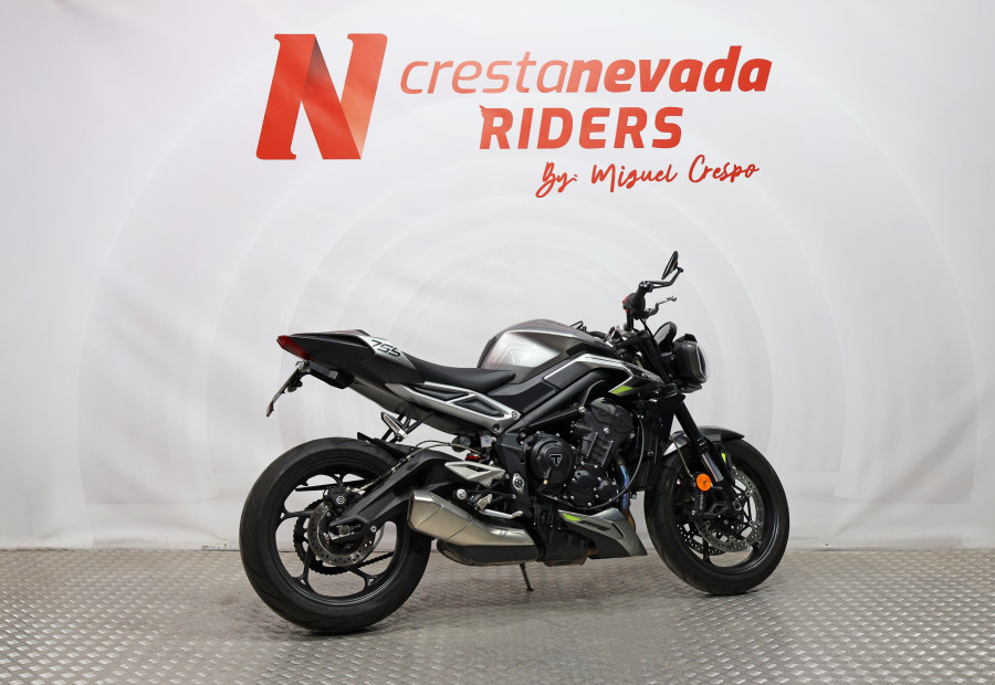 Imagen 11 de Triumph Street Triple R Gasolina 120 CV