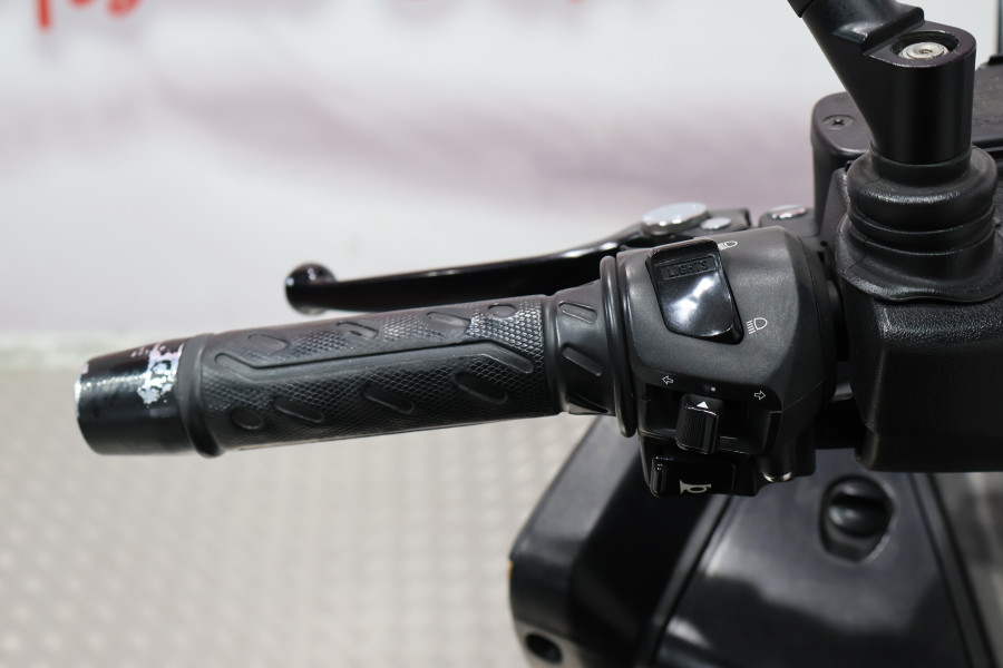 Imagen 8 de Kymco SUPER DINK 300 Gasolina 30 CV