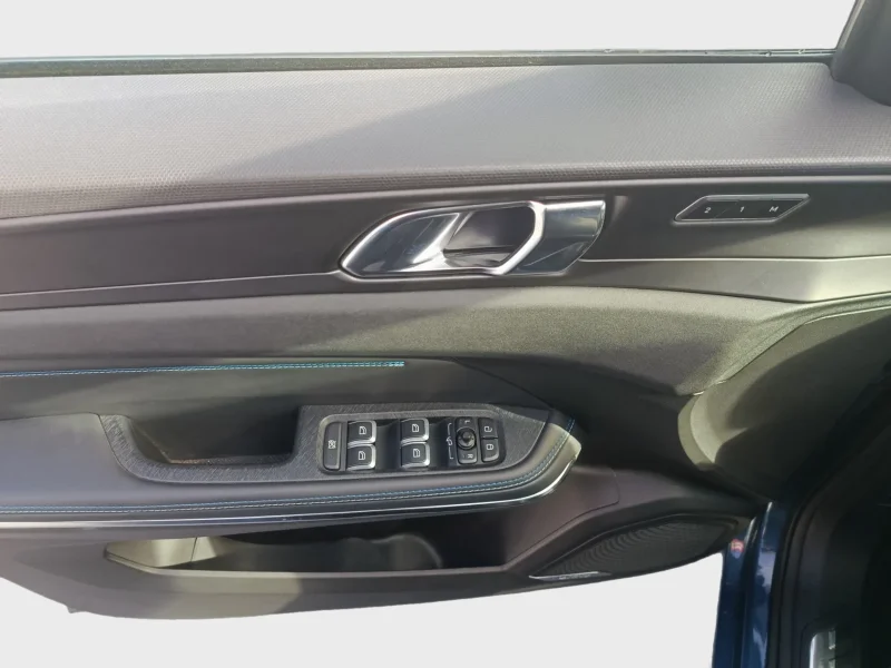 Imagen de lynk & co 01