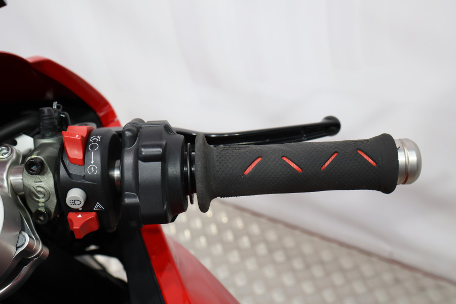 Imagen 9 de Ducati PANIGALE V2 Gasolina 155 CV