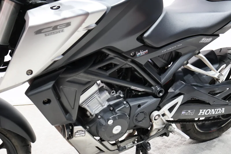 Imagen de Honda CB 125 R
