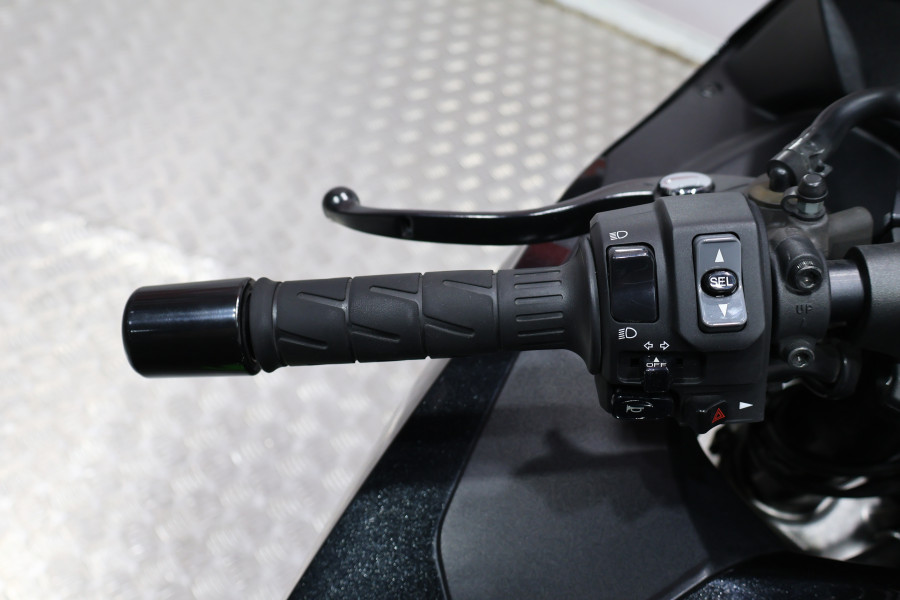 Imagen 8 de KAWASAKI ZZR 1400 Gasolina 200 CV