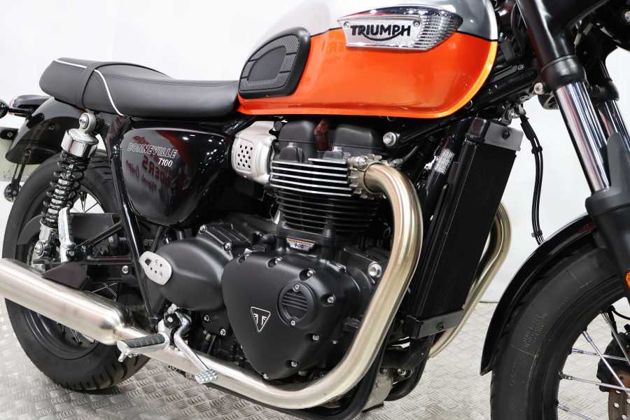 Imagen 12 de Triumph Bonneville T100 Gasolina 65 CV