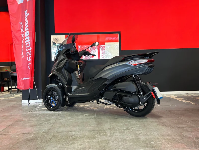 Imagen de Piaggio MP3 400