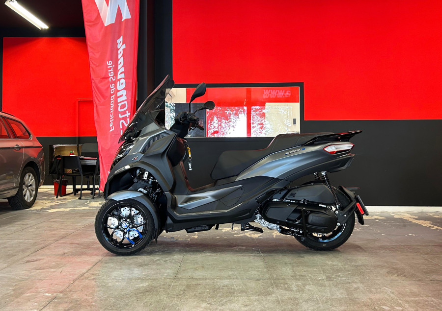Imagen 3 de Piaggio MP3 400 Gasolina 35 CV