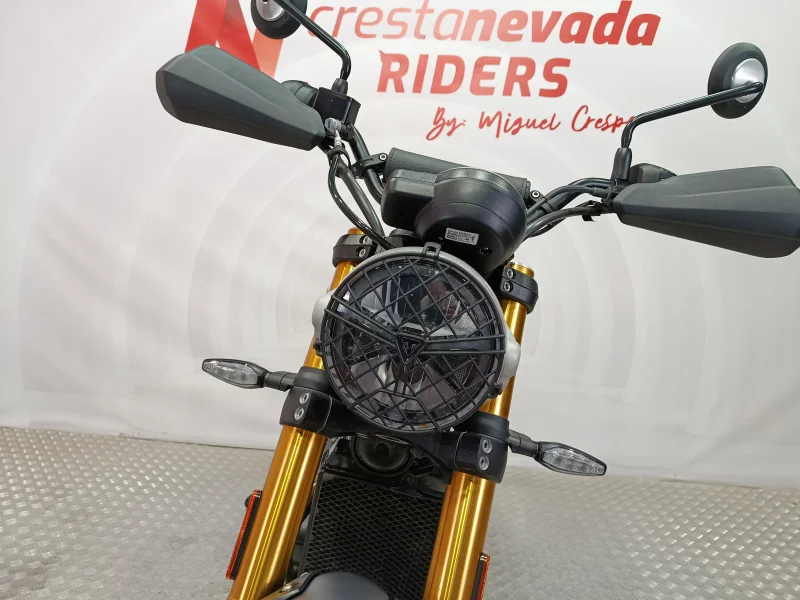 Imagen de Triumph Scrambler 400 X