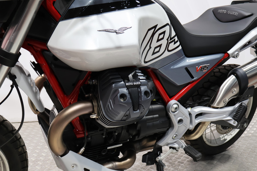 Imagen 13 de Moto Guzzi V 85 TT Gasolina 80 CV