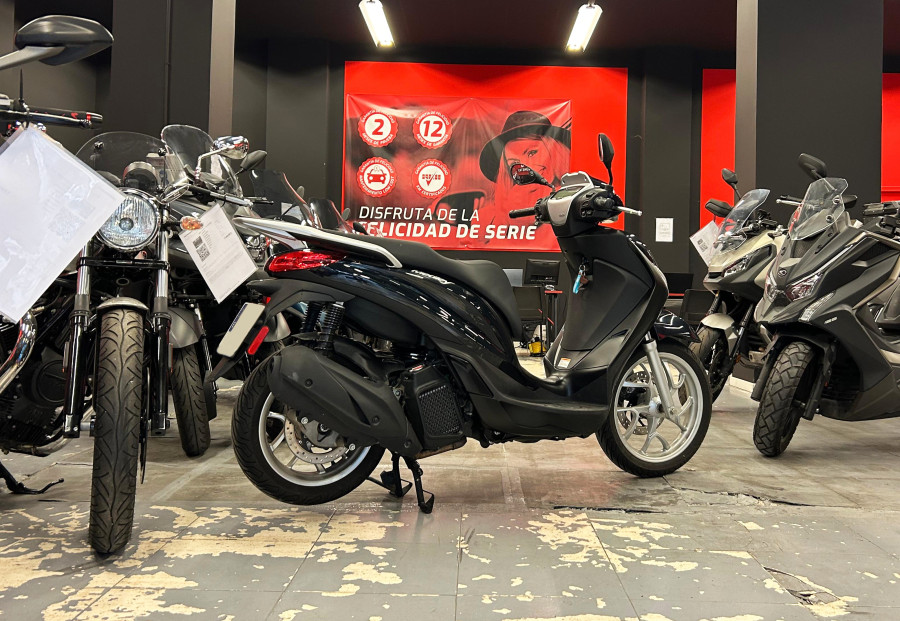 Imagen 11 de Piaggio MEDLEY 125 Gasolina 15 CV