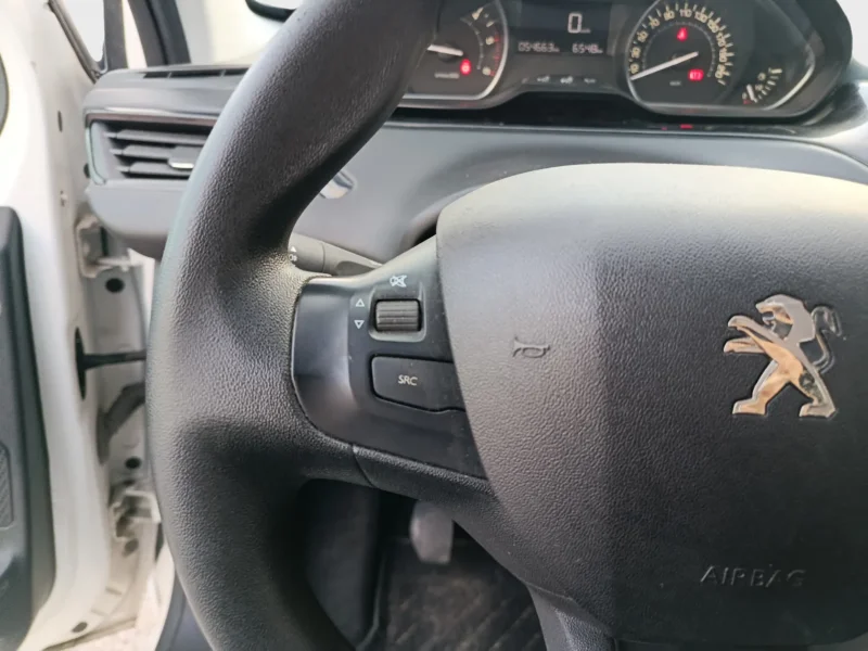 Imagen de Peugeot 208 XAD