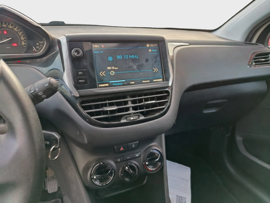 Imagen de Peugeot 208 XAD