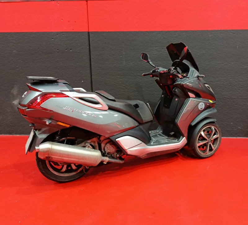 Imagen de Peugeot Metropolis 400