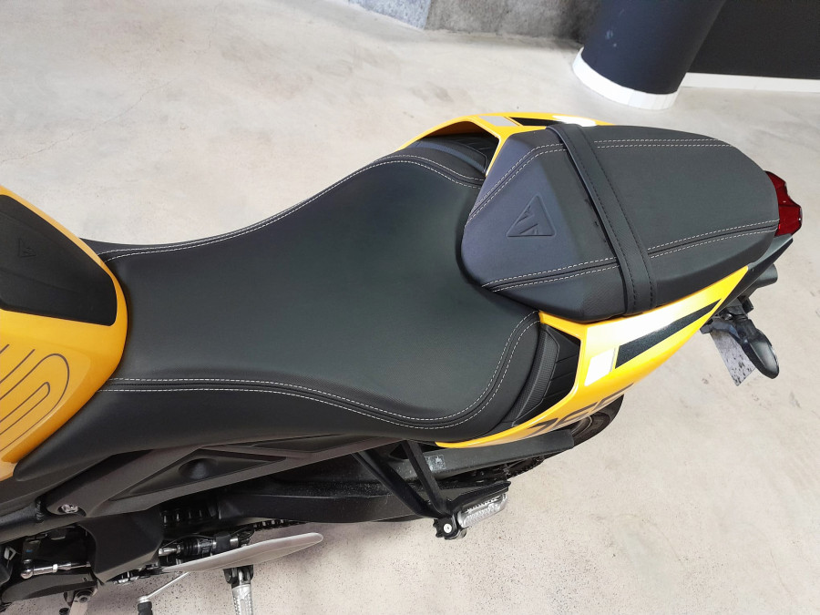 Imagen 14 de Triumph Street Triple RS Gasolina 131 CV