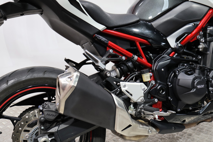 Imagen 15 de KAWASAKI Z 900 Gasolina 125 CV
