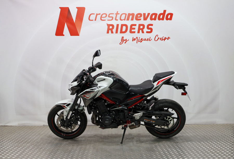 Imagen 3 de KAWASAKI Z 900 Gasolina 125 CV