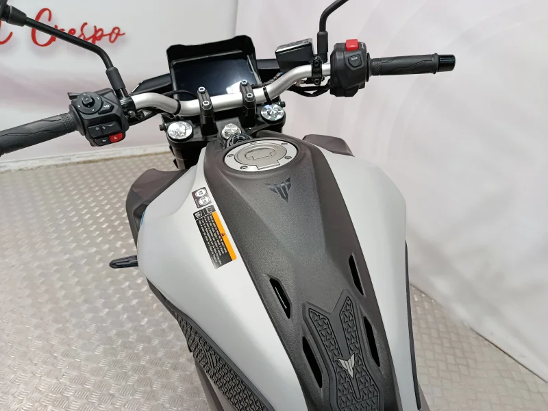 Imagen de Yamaha MT 07 A2