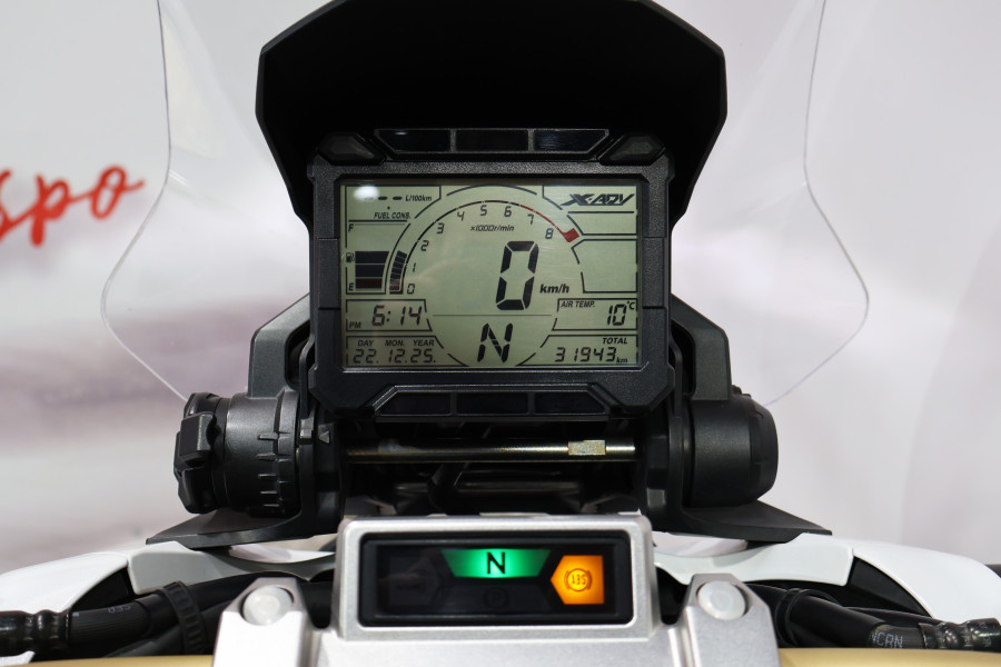 Imagen 2 de Honda X ADV Gasolina 54 CV