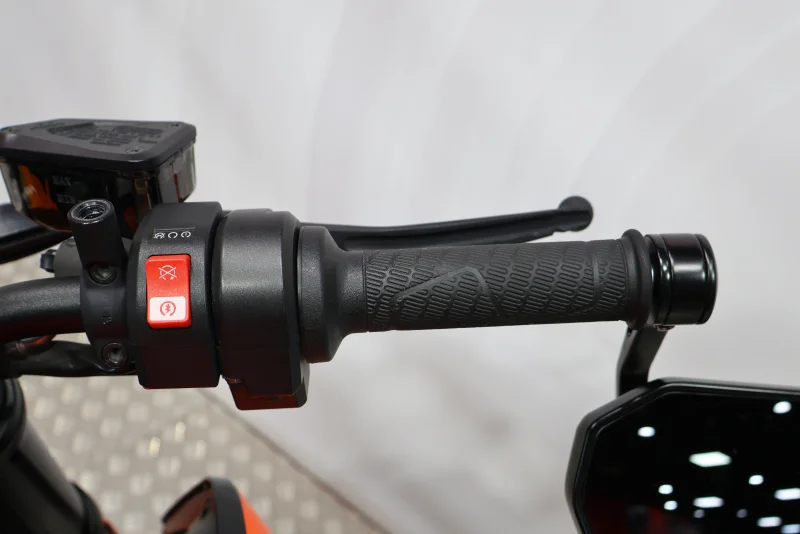 Imagen de Ktm 890 Duke L A2