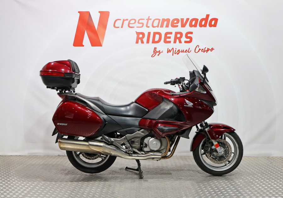 Imagen 7 de Honda DEUVILLE 700 Gasolina 65 CV