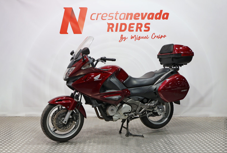 Imagen 4 de Honda DEUVILLE 700 Gasolina 65 CV