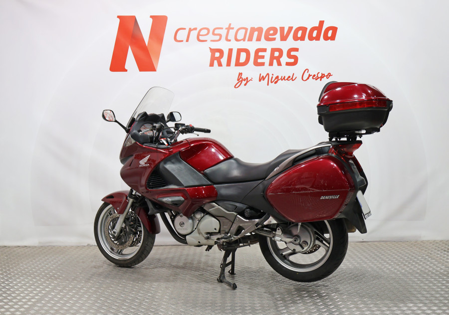 Imagen 10 de Honda DEUVILLE 700 Gasolina 65 CV
