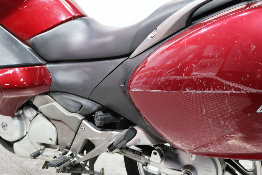 Imagen 14 de Honda DEUVILLE 700 Gasolina 65 CV
