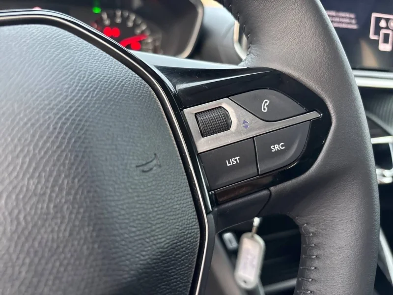 Imagen de Peugeot 208