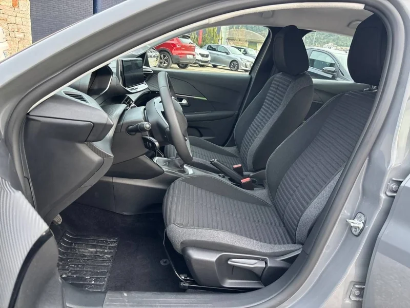 Imagen de Peugeot 208