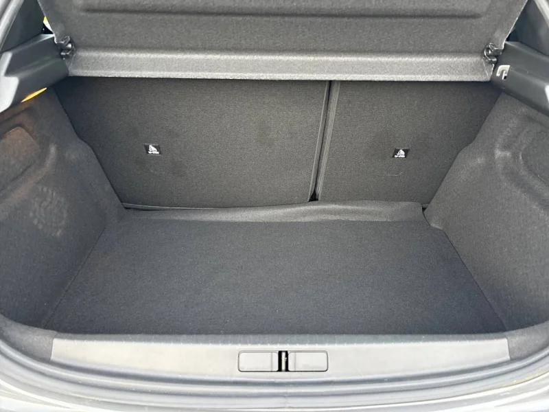 Imagen de Peugeot 208