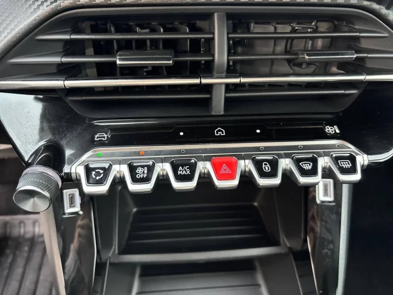 Imagen de Peugeot 208