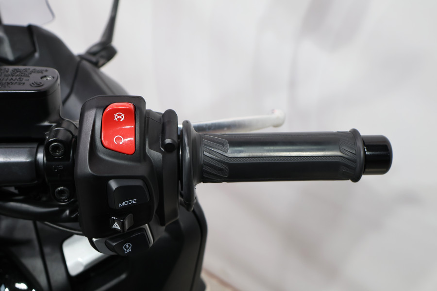 Imagen 9 de Yamaha TMAX 560 Gasolina 48 CV