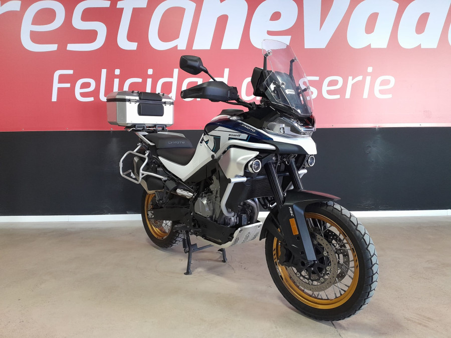 Imagen 7 de CFMOTO 800 MT Gasolina 91 CV