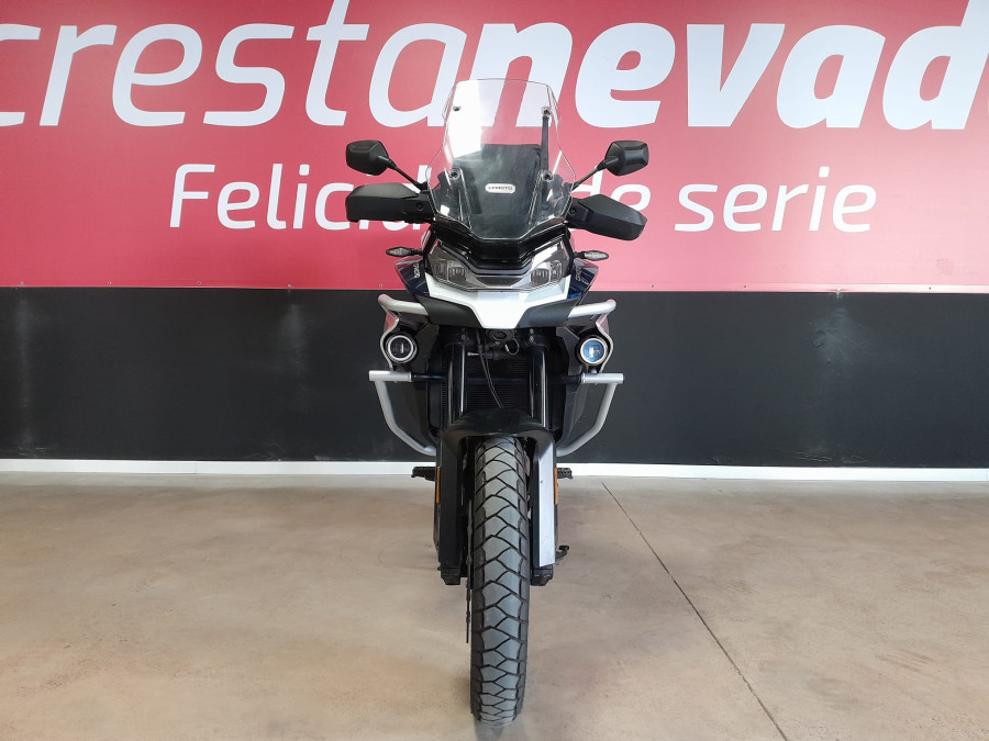 Imagen 5 de CFMOTO 800 MT Gasolina 91 CV