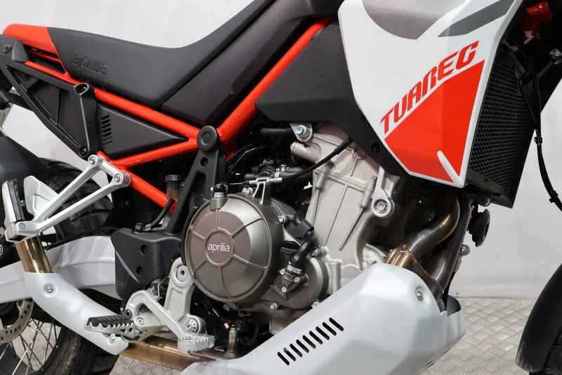 Imagen de Aprilia Tuareg 660
