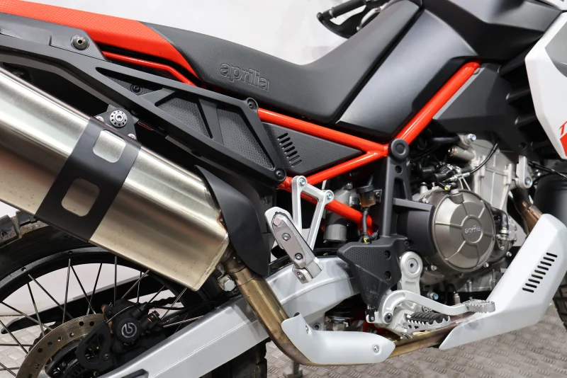 Imagen de Aprilia Tuareg 660