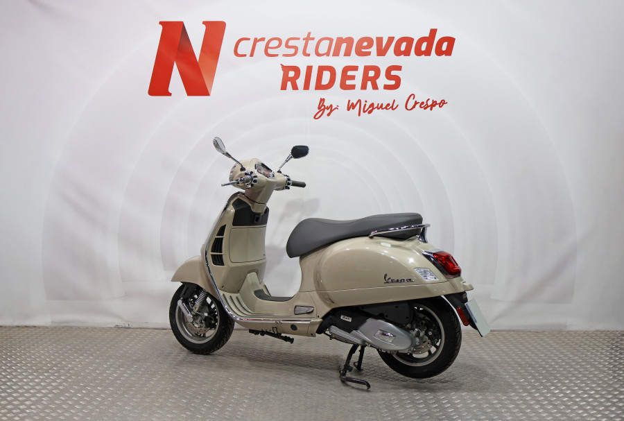 Imagen de Piaggio VESPA GTS 125 SUPER