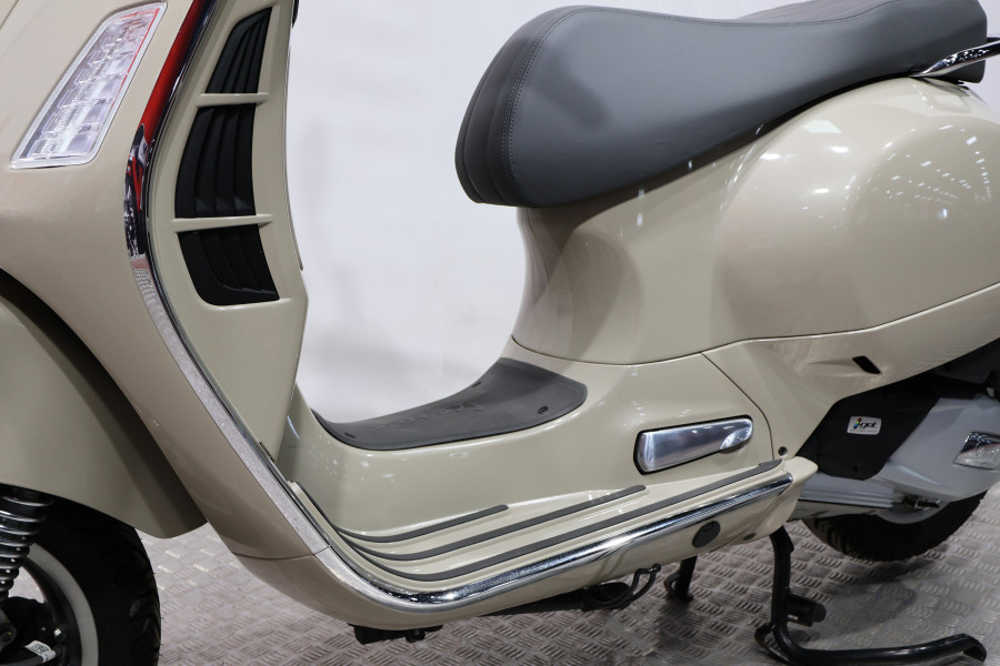 Imagen de Piaggio VESPA GTS 125 SUPER