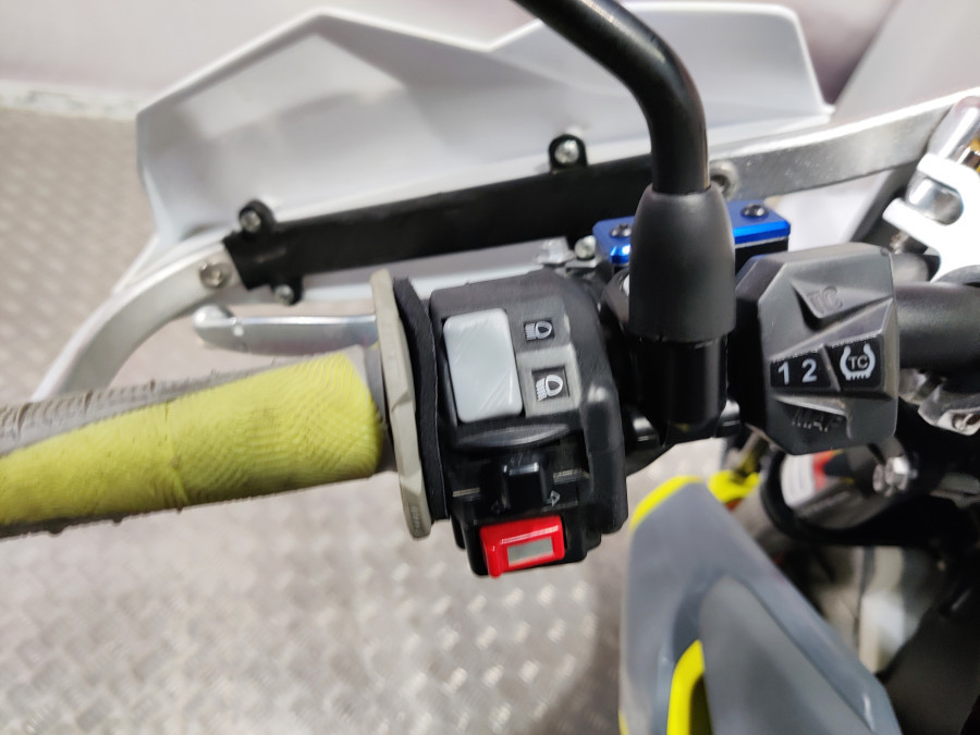 Imagen 8 de Husqvarna 701 SUPERMOTO Gasolina 75 CV